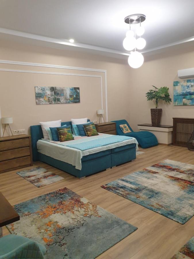 Imperial Rooms - Ultracentral - Jacuzzi Cu Hidromasaj 오라데아 외부 사진